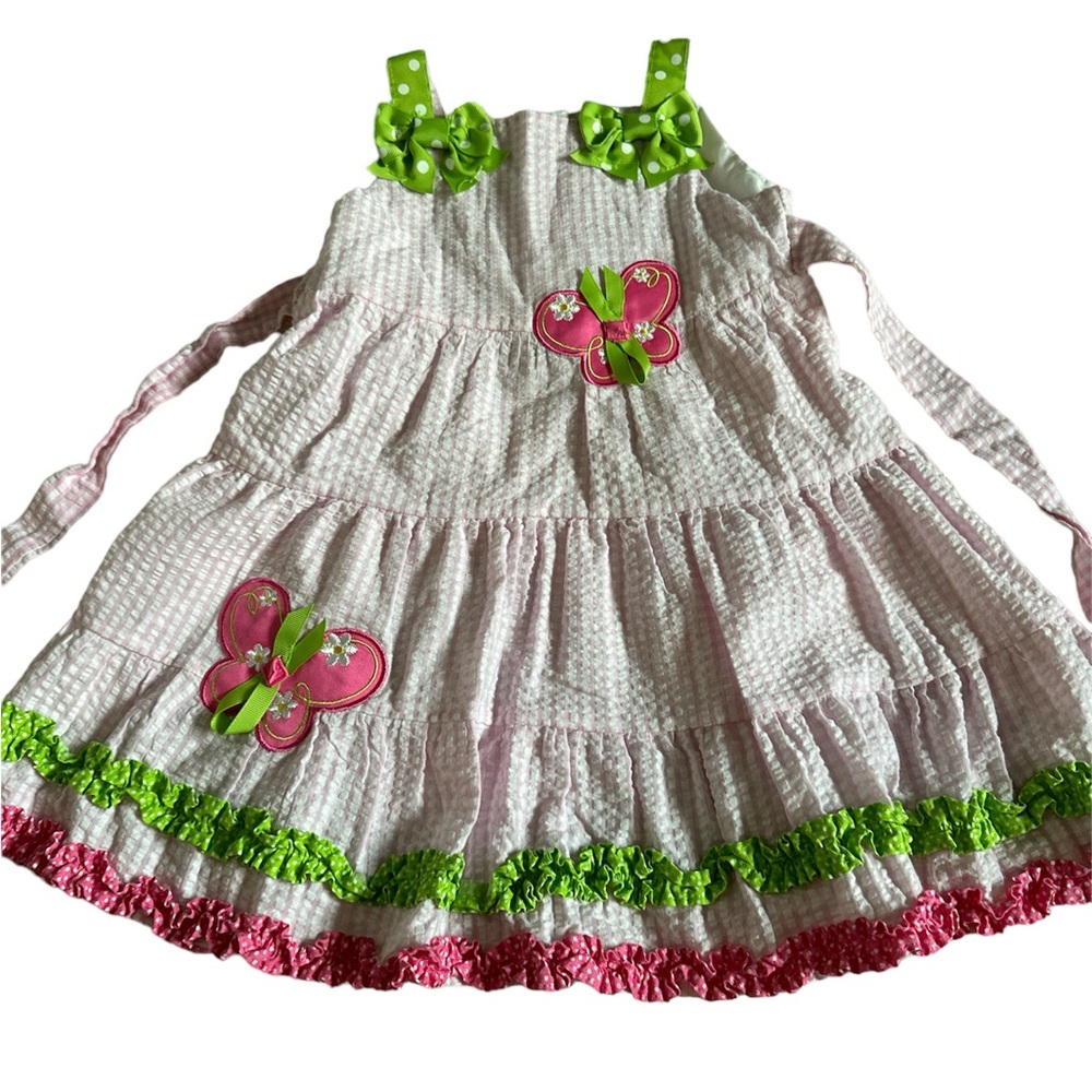 Light pink sleeveless dress butterflies